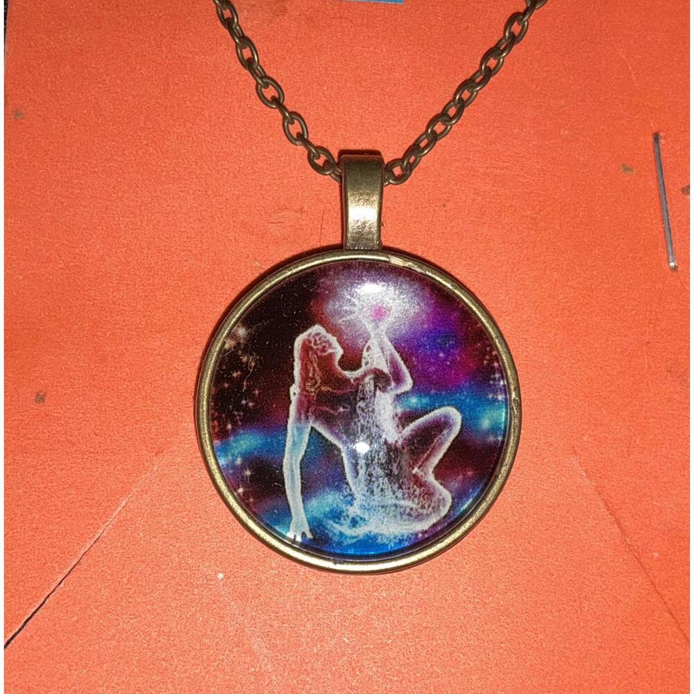 O09 Glowing Air Necklace